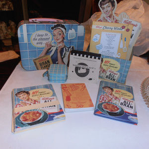 Vintage Kellogg's Caddy Set/Cardboard Lunch box